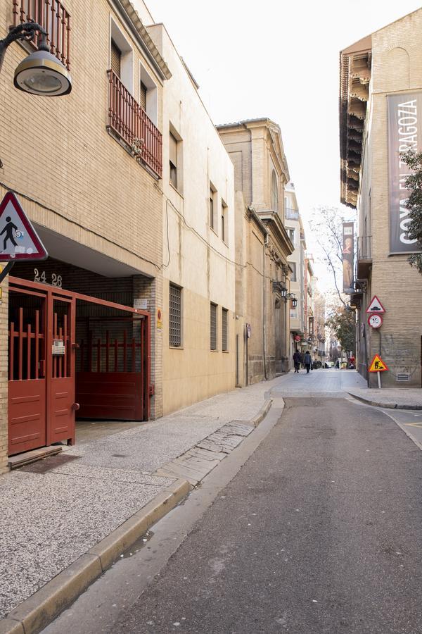 Apartamentos Sabinas Zaragoza Centro Dış mekan fotoğraf